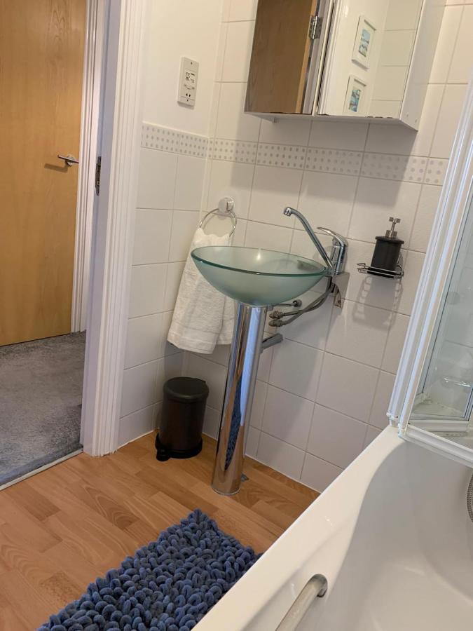 Absolute Stays At The Qube -Utilita-City Center-The Rep-Icc-Nia-Edgbaston Cricket-Free Wifi- Contractors-Sealife-Brindleyplace Бирмингем Экстерьер фото