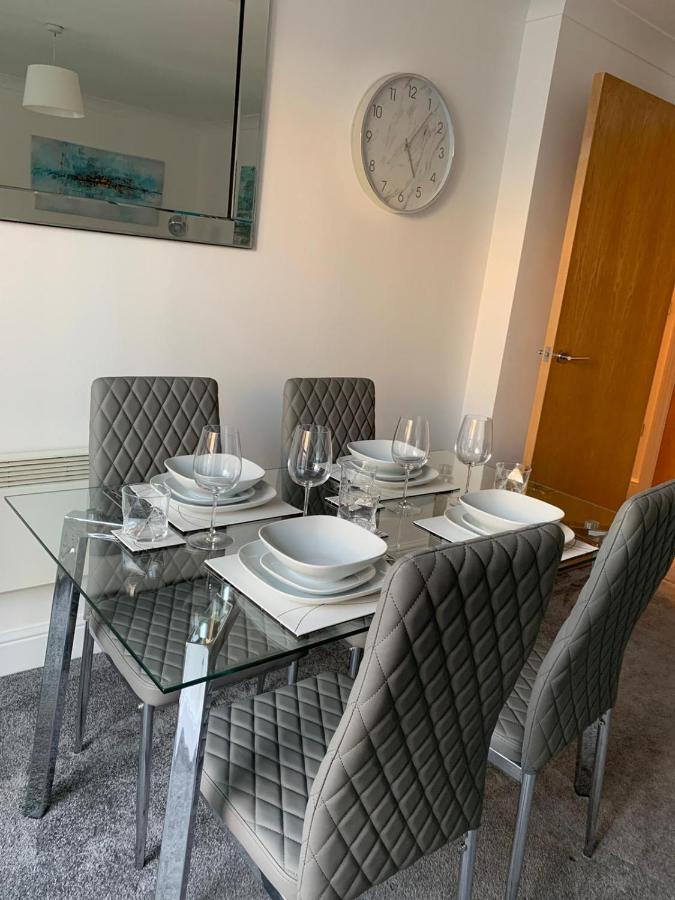 Absolute Stays At The Qube -Utilita-City Center-The Rep-Icc-Nia-Edgbaston Cricket-Free Wifi- Contractors-Sealife-Brindleyplace Бирмингем Экстерьер фото