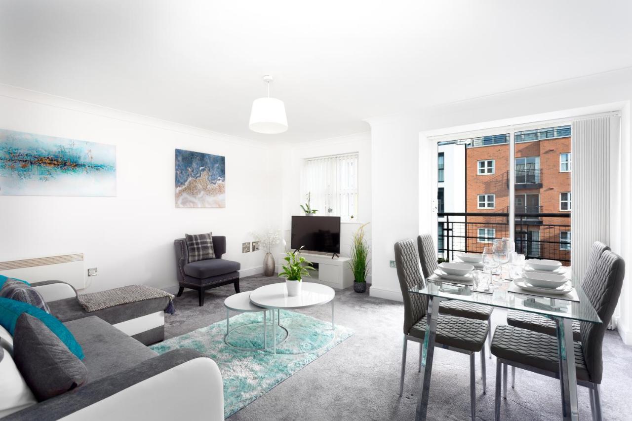 Absolute Stays At The Qube -Utilita-City Center-The Rep-Icc-Nia-Edgbaston Cricket-Free Wifi- Contractors-Sealife-Brindleyplace Бирмингем Экстерьер фото
